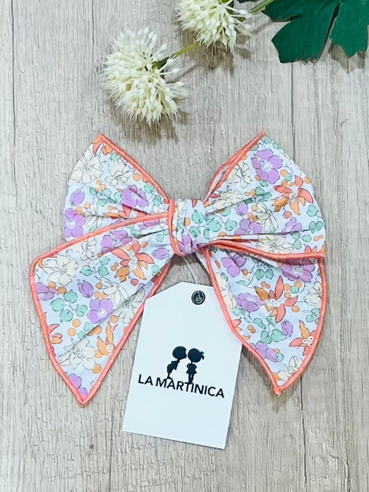 Lazo Lirio La Martinica