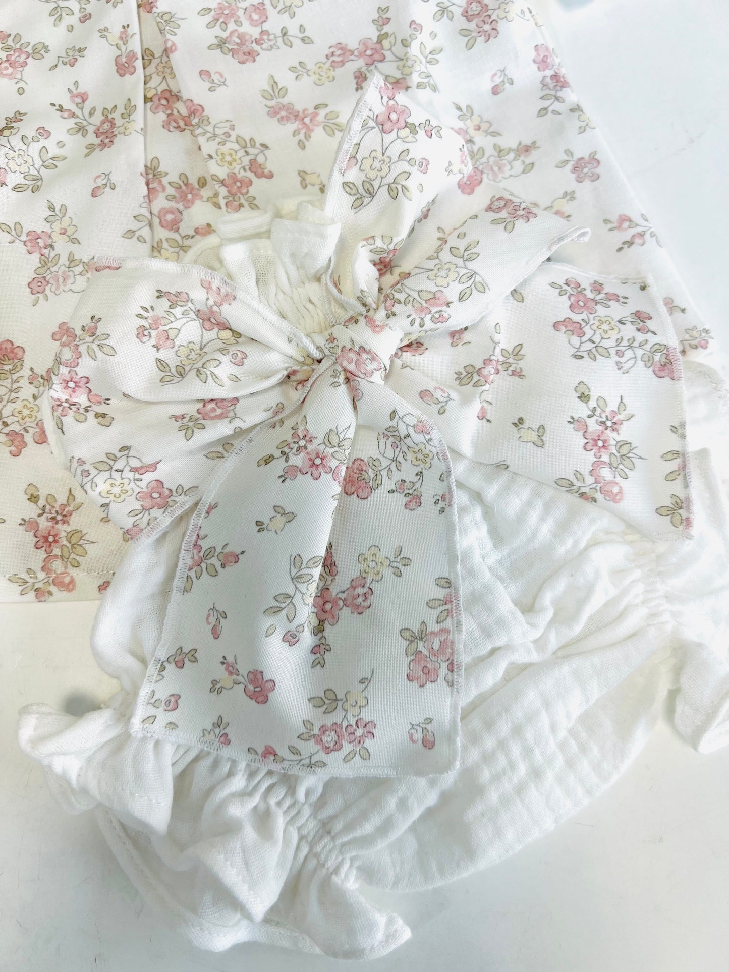 Conjunto flores rosa Paloma de la O
